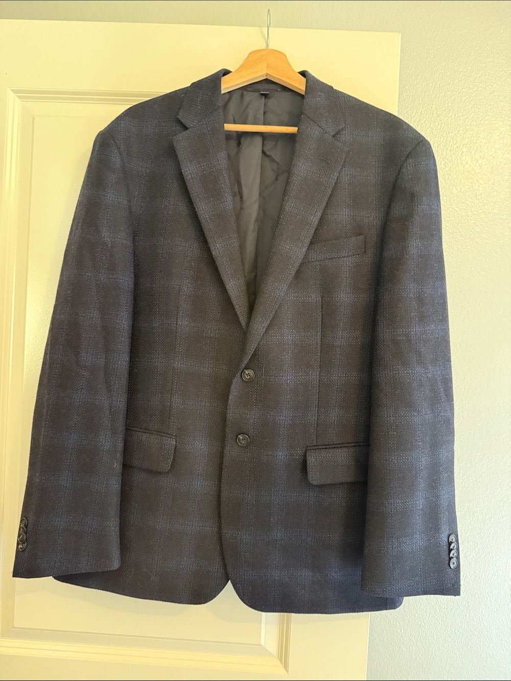 Jos. A. Bank Dark Navy Plaid Sport Coat